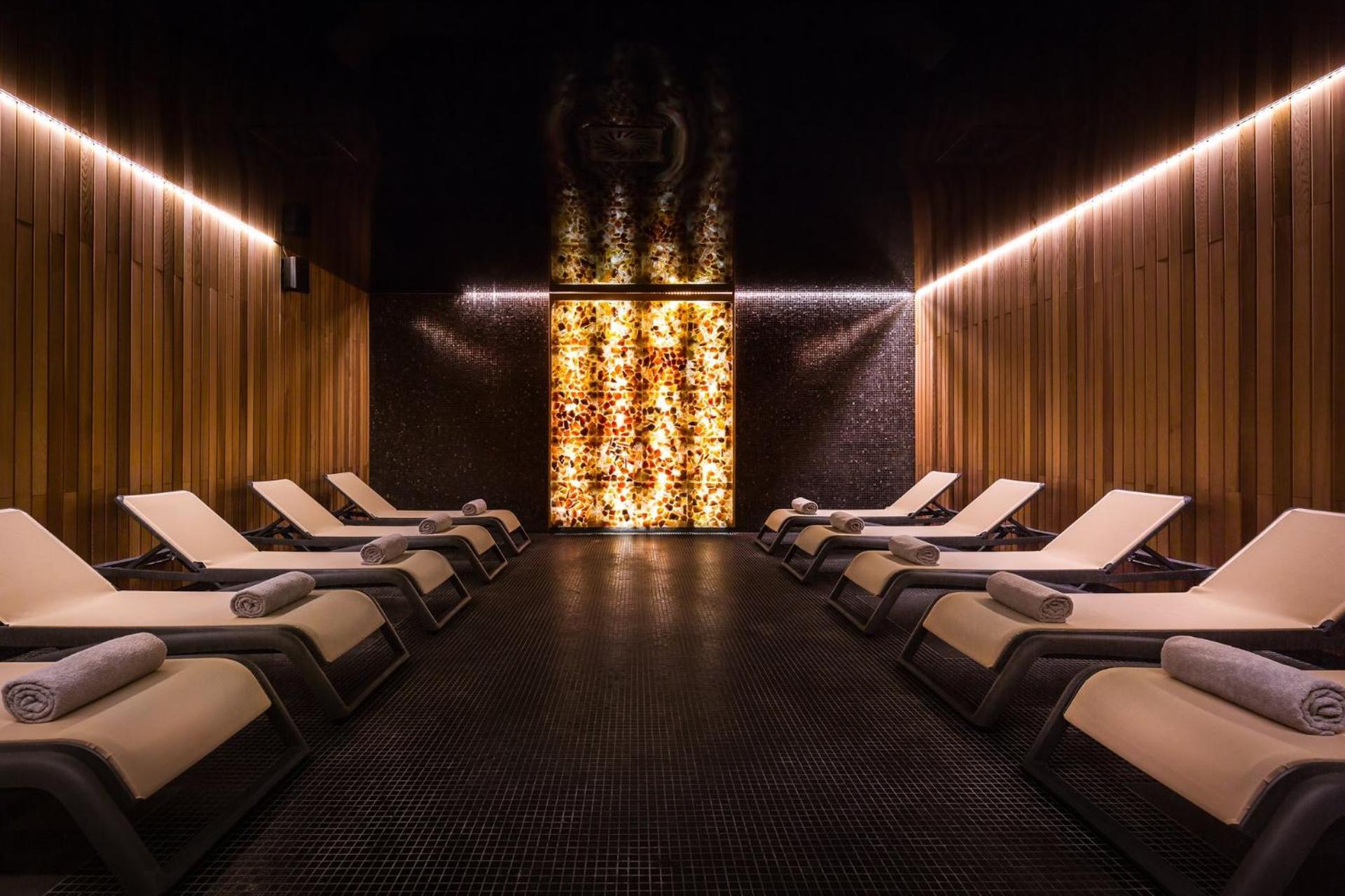 Green Mountain 5* Hotel Karpacz Bagian luar foto The spa at The Ivy Collection